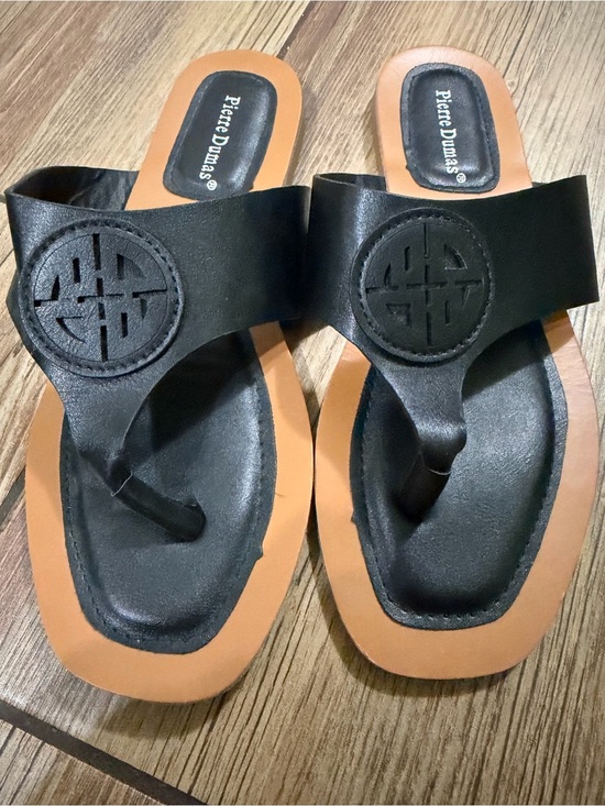 Pierre Dumas Shoes - Pierre Dumas Black and Tan Slide Thong Sandals
